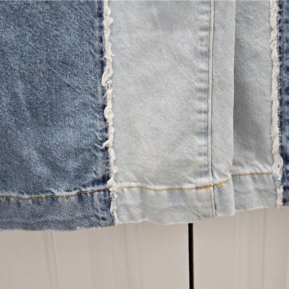 🔥Forever 21 Color Block, Destroyed, jeans. NWT-Size 26 - Picture 6 of 10